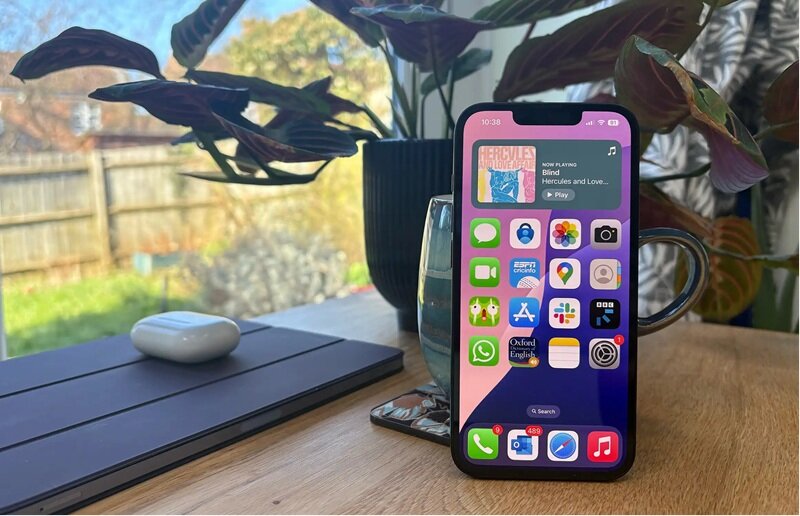 Đây là 3 chiếc iPhone giá rẻ nhất còn bán chính hãng tại Việt Nam - giá chưa tới 14 triệu đồng