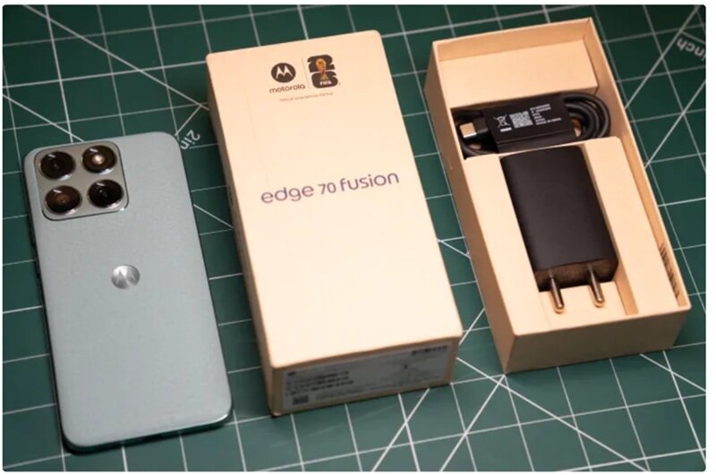 Điện thoại Motorola Edge 70 Fusion có màn hình 144 Hz, pin 7000 mAh, giá bán lại cực