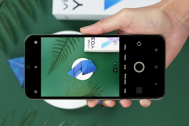 Điện thoại Vivo Y03 giá chỉ hơn 2 triệu mà