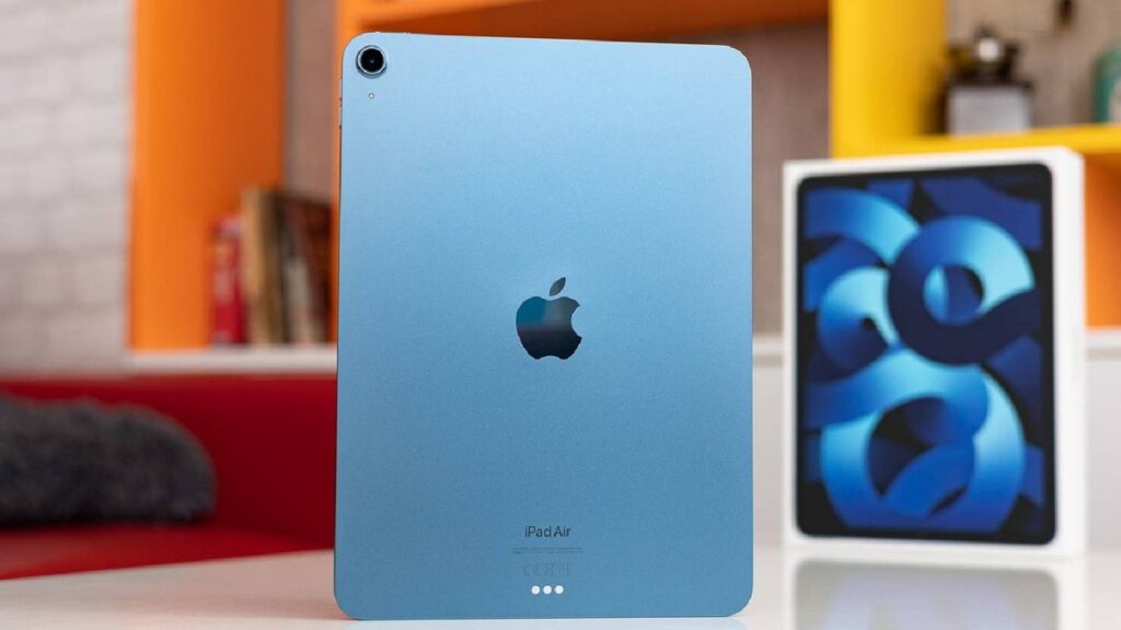 The Obscenely Fast Ipad Air Falls To An Unbeatable Price As Best Buy Makes Way For New Models 20082024215800.jpg