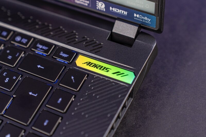 Gigabyte Aorus 16X 2024: Laptop gaming mạnh mẽ đầy ấn tượng!