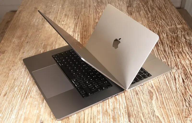 Loạt Macbook đời cũ giảm giá chỉ còn từ 9,5 triệu đồng, rất hợp học sinh sinh viên!