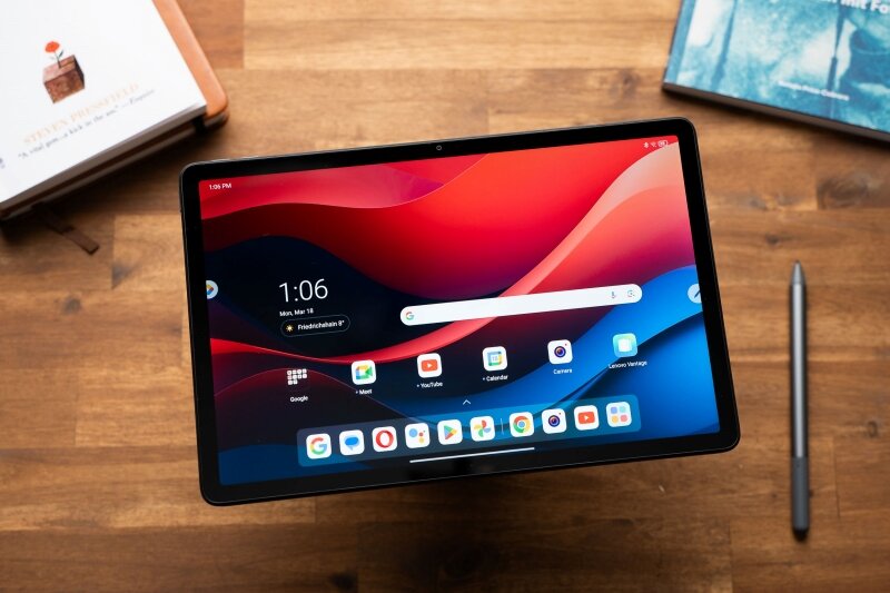 Lenovo Tab M11: Máy tính bảng giá rẻ kèm bút thông minh, giá từ 5,3 triệu đồng!