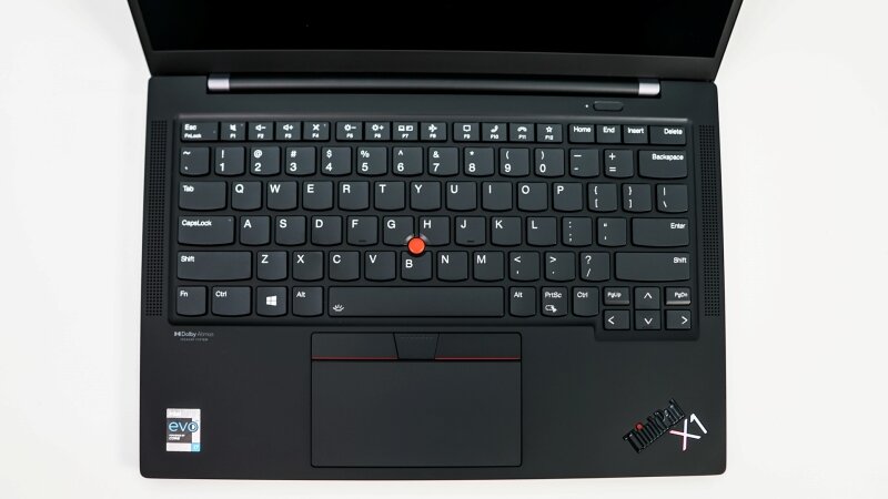 Đánh giá laptop Lenovo ThinkPad X1 Carbon Gen 9: Có nên mua trong năm 2024?