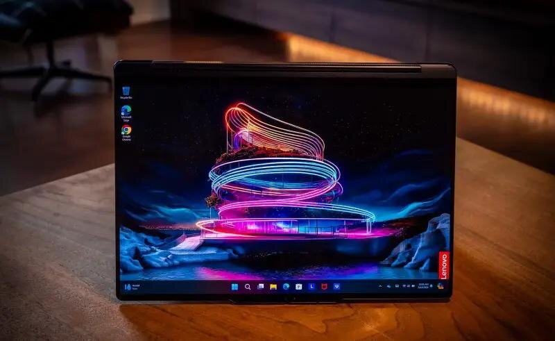 Lenovo Yoga 9i 2in1 2024 - Xoay gập linh hoạt cho dân sáng tạo