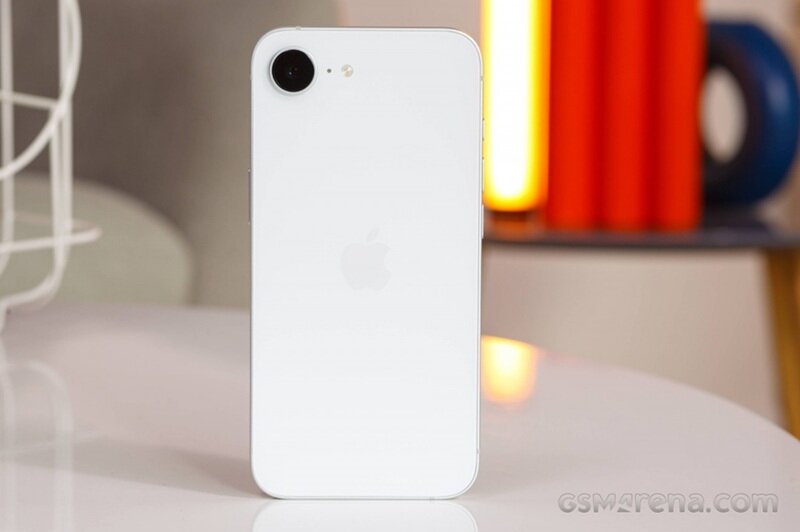 Vừa ra mắt giá iPhone 16e chính hãng VN/A đã giảm đồng loạt!