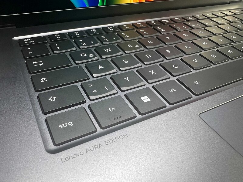 Lenovo ThinkPad X9 15 Aura – Làn gió mới của dòng laptop doanh nhân huyền thoại