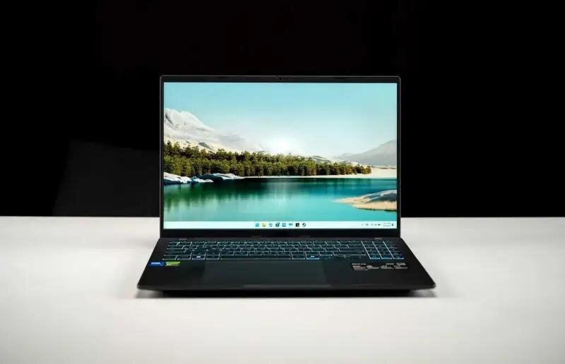 Đánh giá laptop gaming ASUS Gaming V16 – Ngày học tập, đêm cày game
