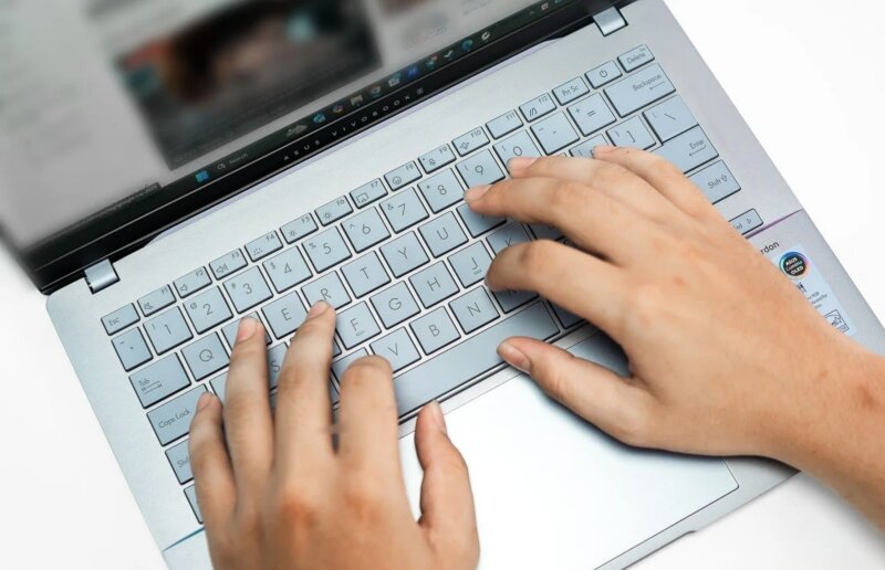 ASUS Vivobook S14 (2025) – Thiết kế sang trọng, hiệu năng vượt trội với chip Intel thế hệ mới