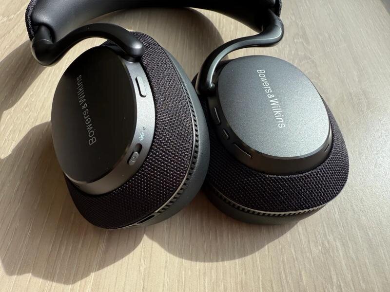 Tai nghe Bowers & Wilkins Px7 S3 có xứng đáng với giá tiền hay không?