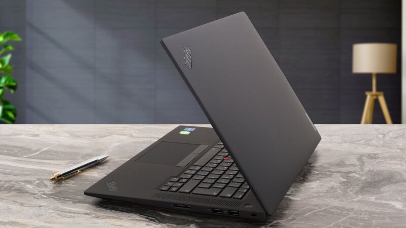 Lenovo ThinkPad P1 Gen 6: Máy trạm di động mạnh mẽ nhưng giá