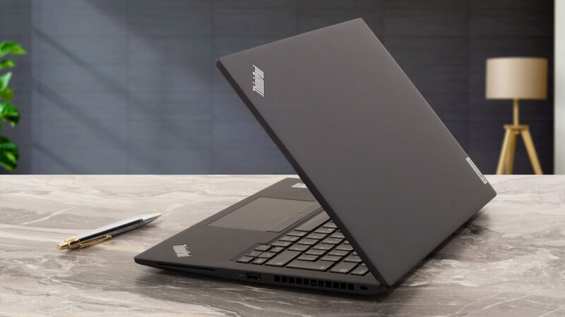 Lenovo ThinkPad T14s Gen 4 AMD: Liệu có còn giữ vững được