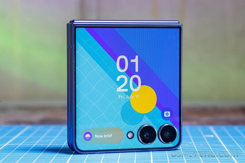 Đánh giá chi tiết điện thoại Samsung Galaxy Z Flip7 5G: Tiệm cận hoàn hảo!