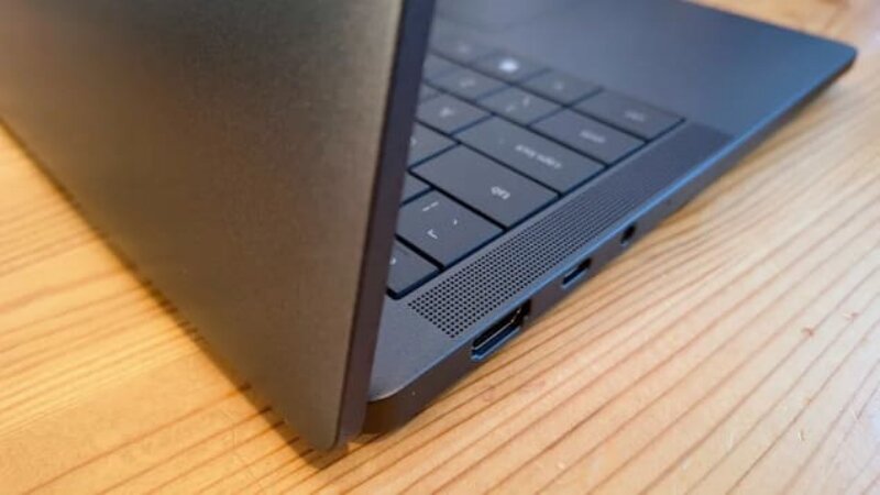 Dell Pro 14 Premium: Đắt xắt ra miếng hay chỉ là