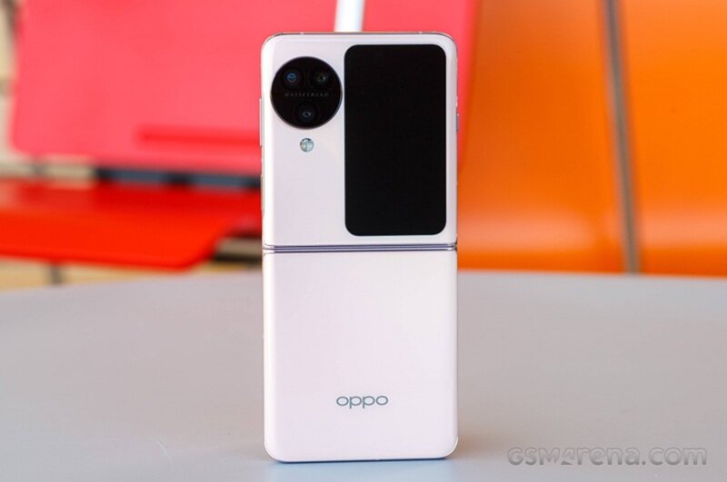 Giá giảm sâu, điện thoại gập OPPO Find N3 Flip vẫn