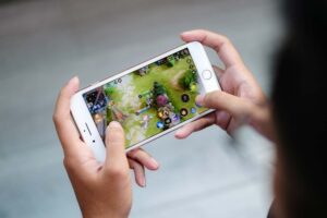 Cau hinh choi lien quan 2 29112025070916.jpg