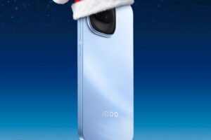 Iqoo z11 turbo image 1 25122025161814.jpg