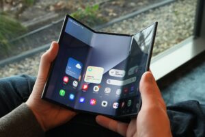 Folding Galaxy Z TriFold 30012026231254.jpg