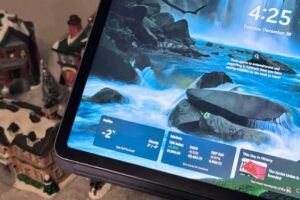 Windows 11 lock screen widgets 1024x576