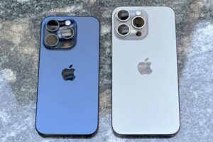 Gia iphone 16 21092026100548.jpg